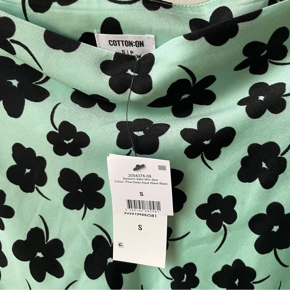 NWT Cotton On mint green / aqua daisy print Santorini mini skirt small - Picture 6 of 7